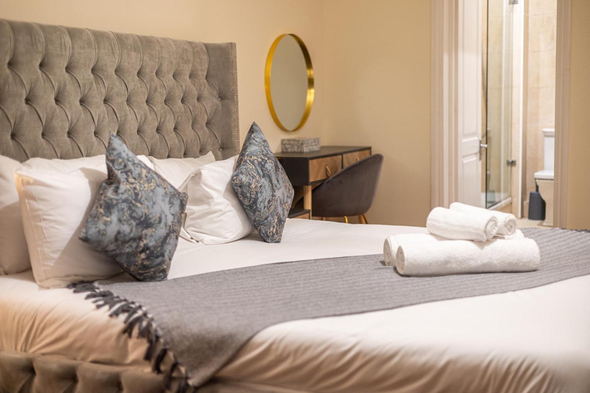 Luxury 3Bedroom Apartment In Thames-Side London Living מראה חיצוני תמונה
